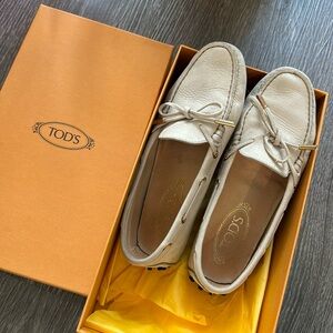 Tod's Gommino Slip-On Loafers